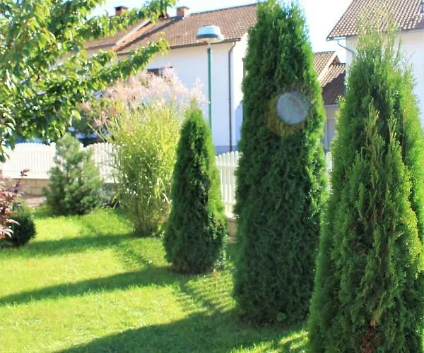 Yellow Dreamhouse 3* Postumia