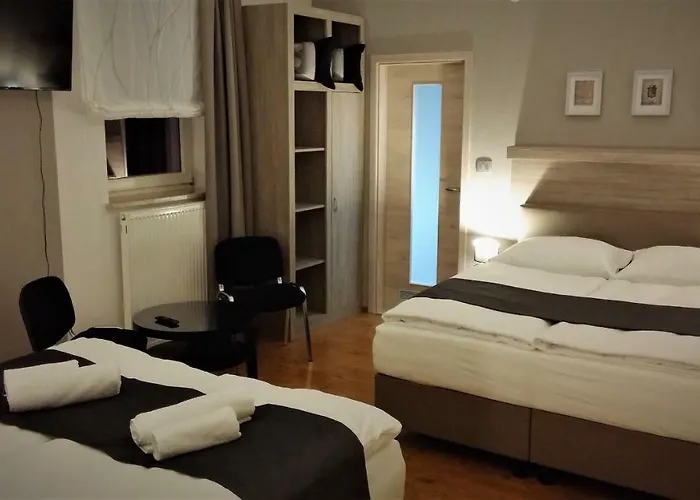 Yellow Dreamhouse 3* Postumia